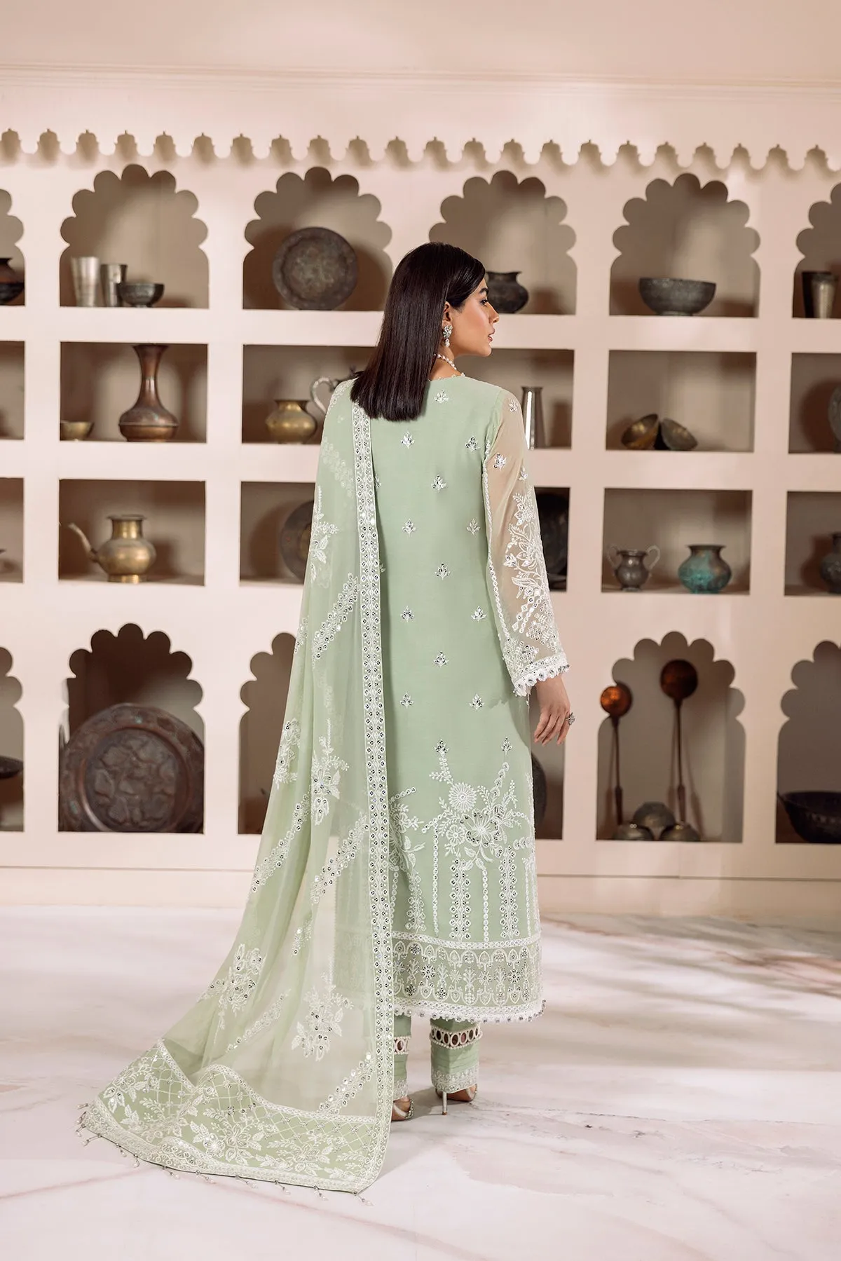 Alizeh Dua Luxury Formals – V01D04A- MEHRUNISA ( PISTA )