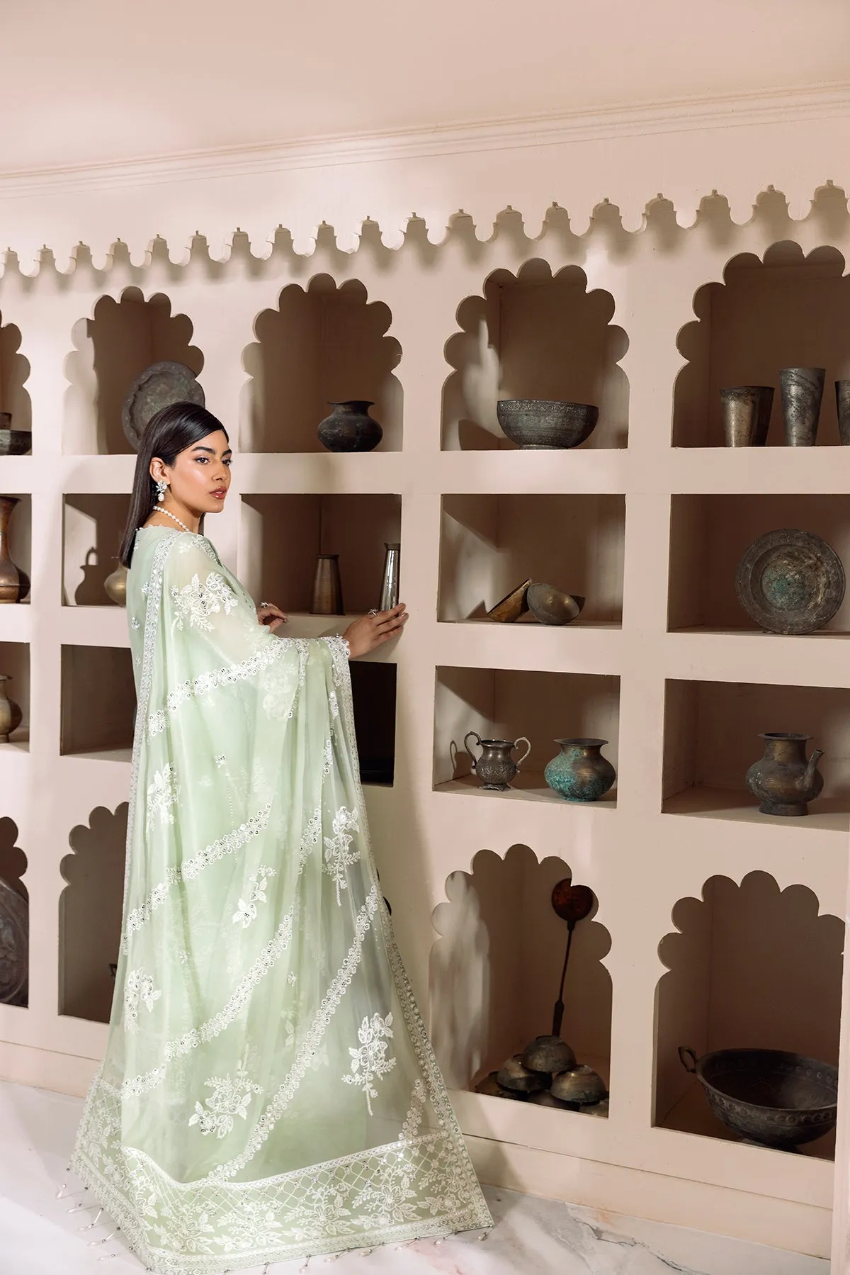 Alizeh Dua Luxury Formals – V01D04A- MEHRUNISA ( PISTA )