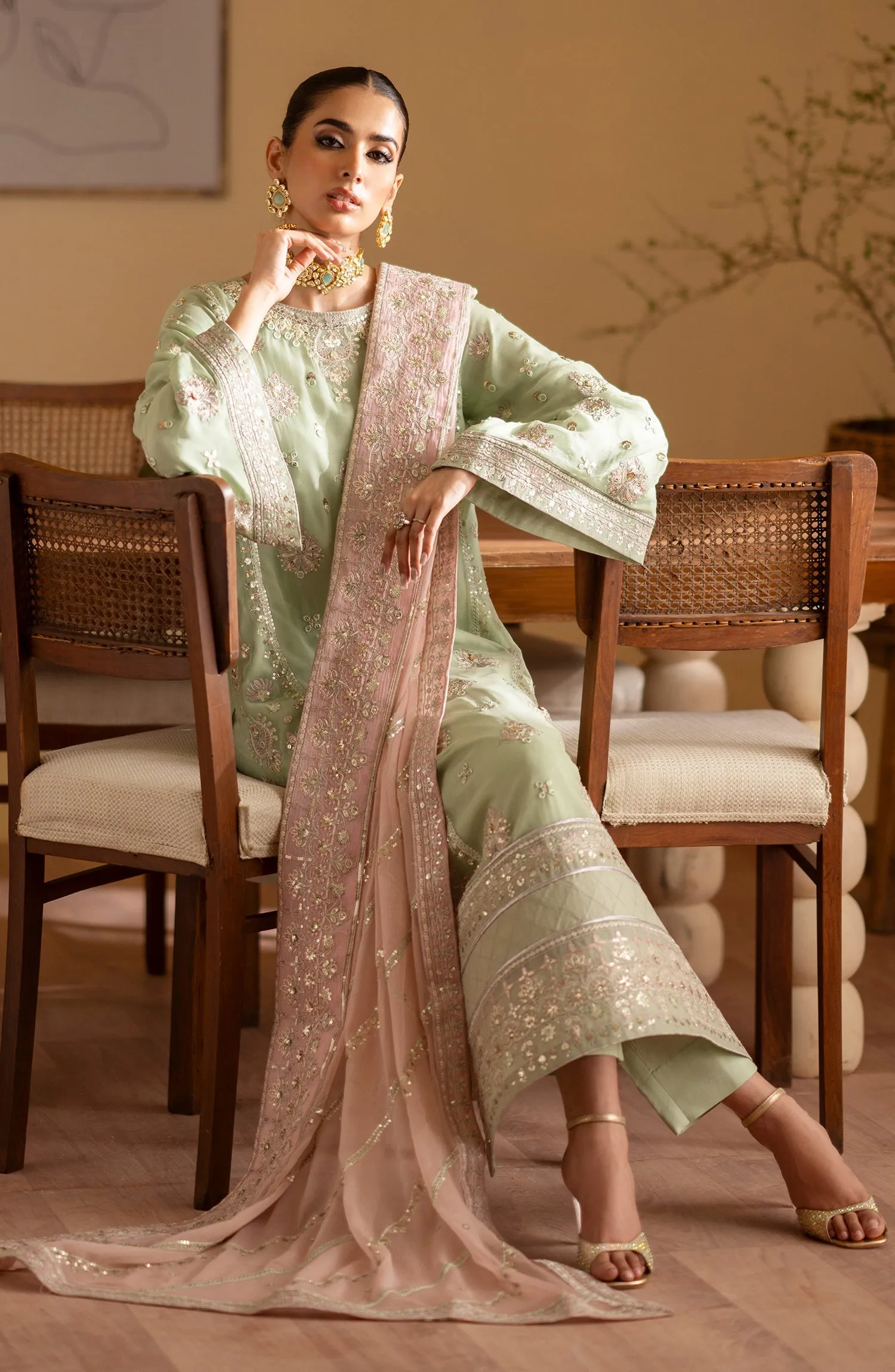 Emaan Adeel Romansiyyah Luxury Formals – Najmeh
