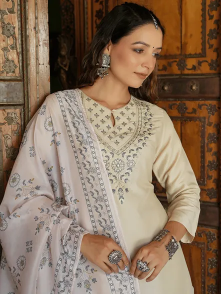 Floral Silk Dupatta Set
