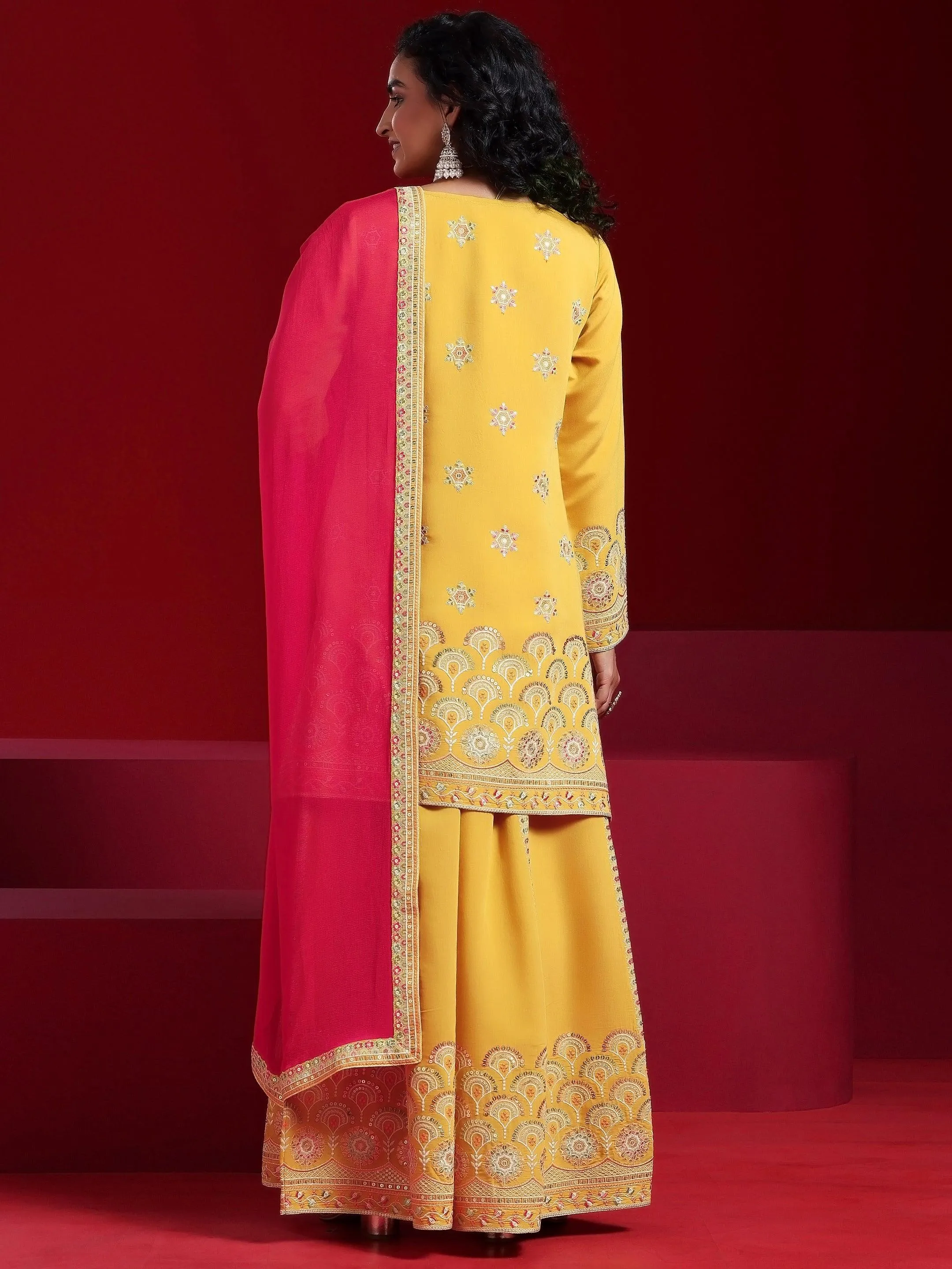 Jashvi Art Yellow Embroidered Silk Blend Straight Suit With Dupatta