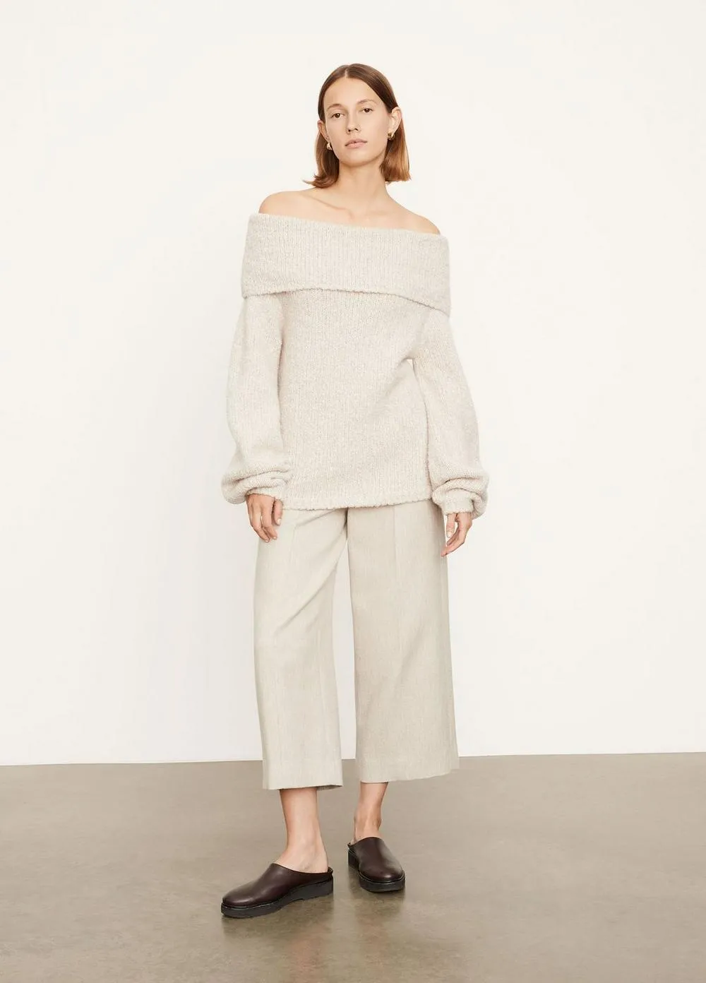 Off the Shoulder Pullover in Heather Pearl Oat