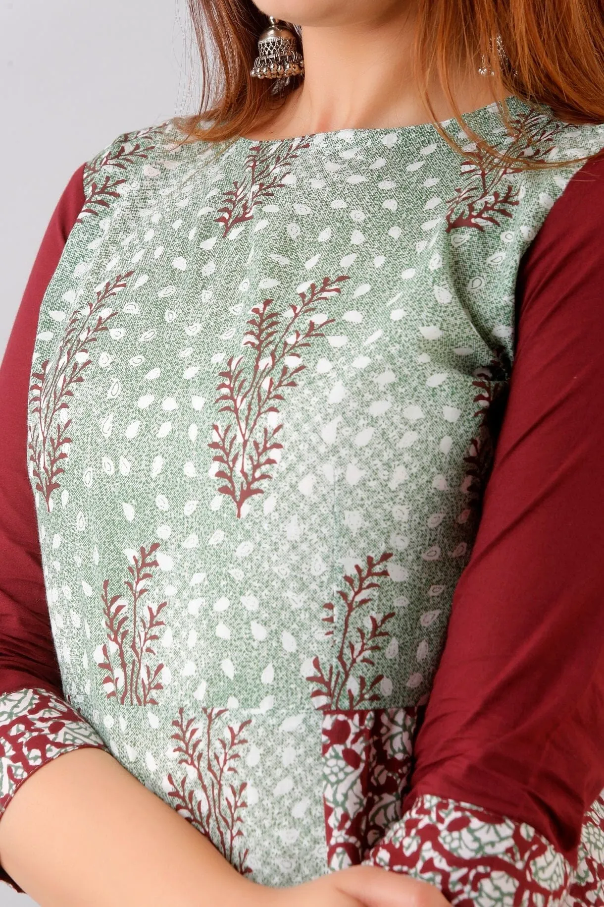 Svarchi Womens Cotton Buti Print A-Line Kurta (Maroon & Green)